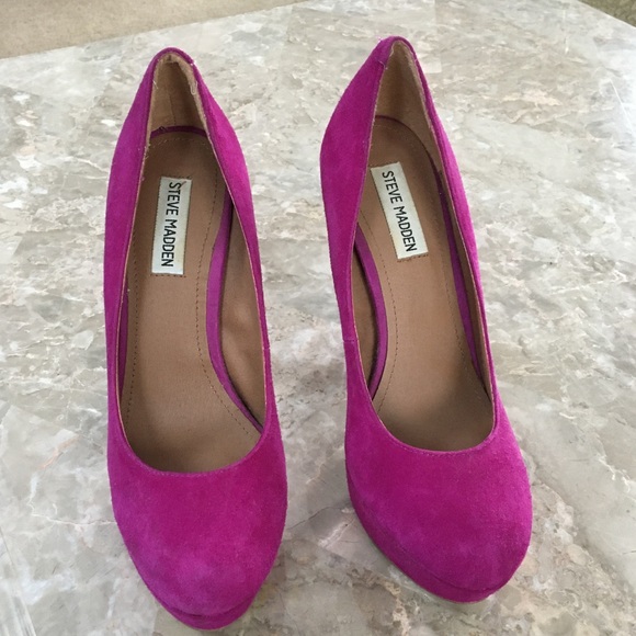 Steve Madden Heels Purple - Picture 2 of 3
